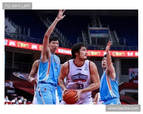 陈永泽租借加盟大连可为铁人前锋