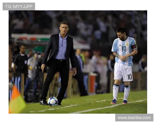 阿足协主席塔皮亚遭司法限制出境